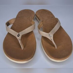 OluKai Women's Tan Sandals